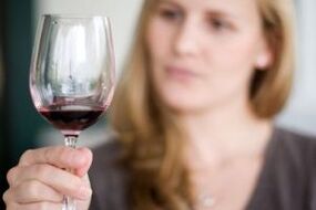 Alcohol consumption and compatibility with antibiotics.